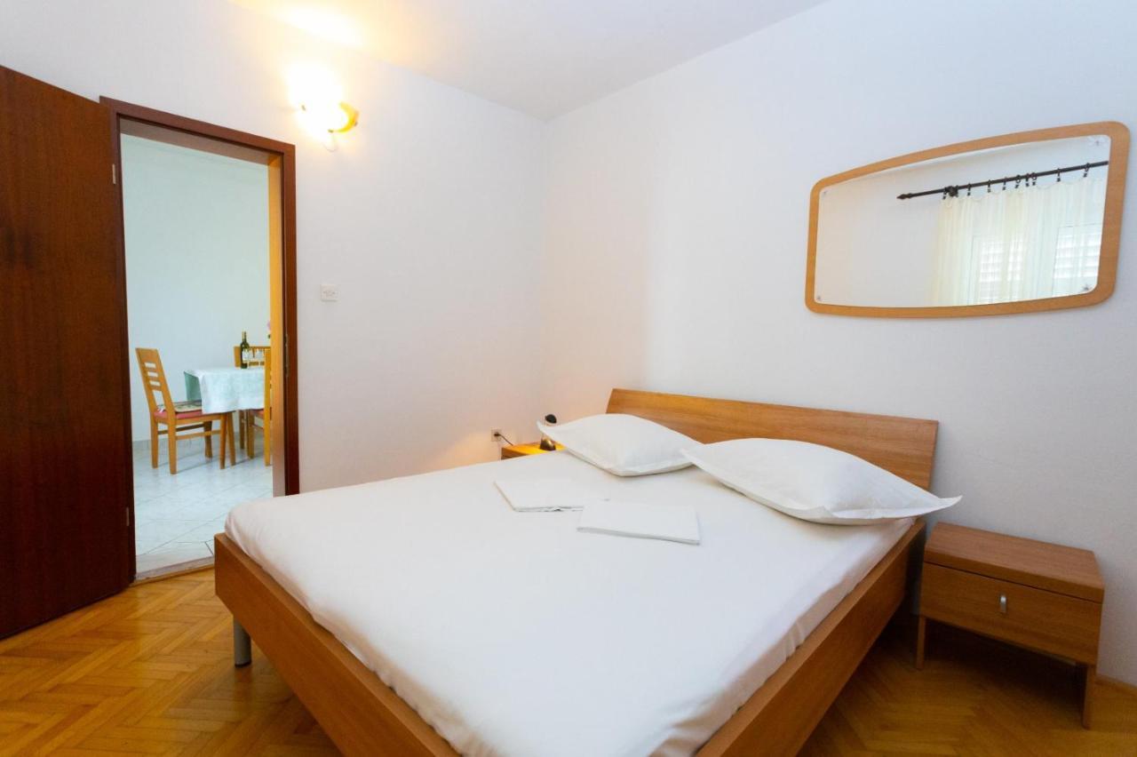 Apartment Vranjes Podgora