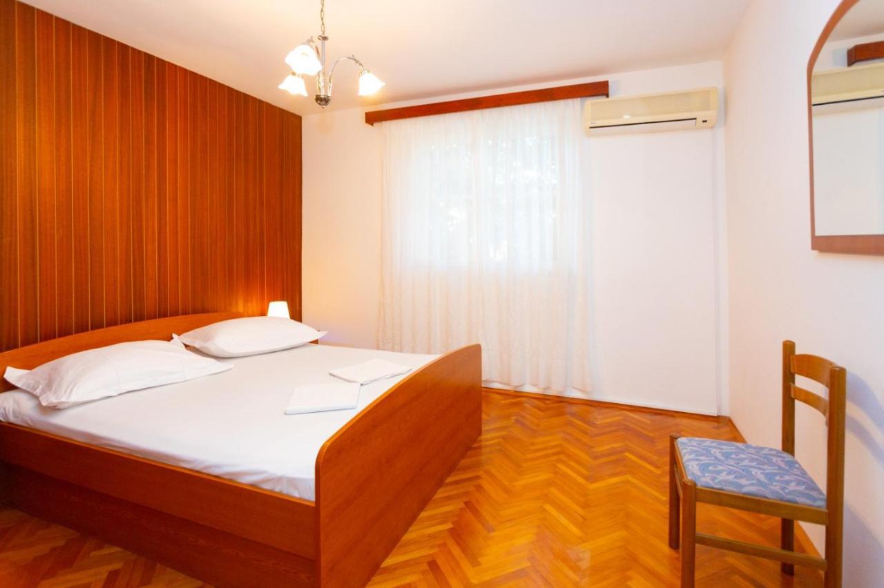 Vranjes Apartment *