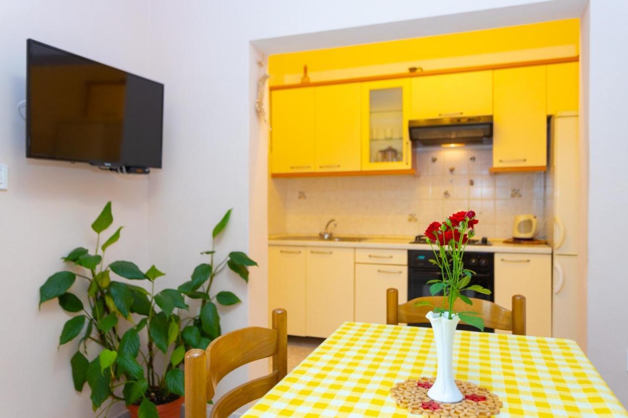 Apartment Vranjes Podgora